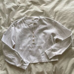 aritzia wilfred long sleeve with buttons